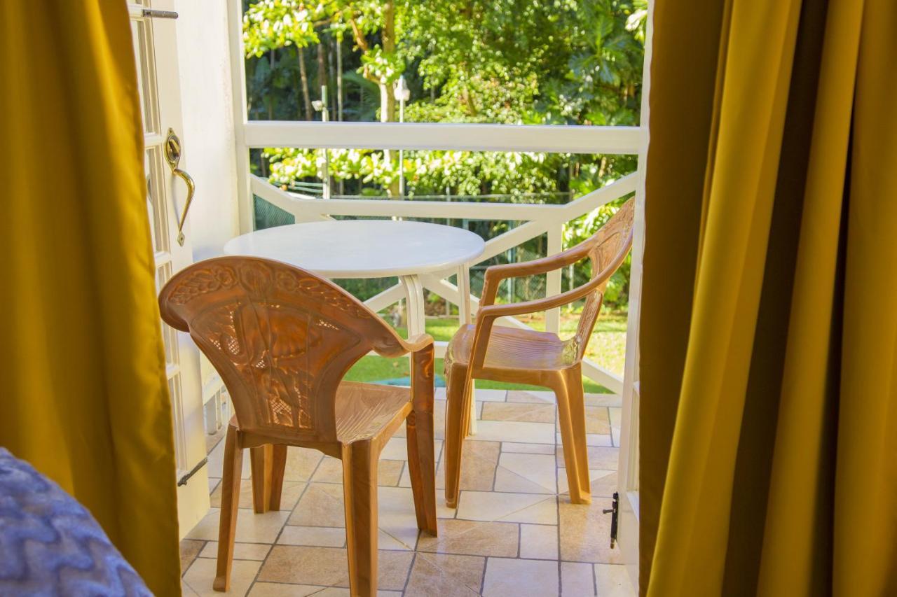 E 20 Mystic Ridge Ocho Rios Apartment Екстериор снимка