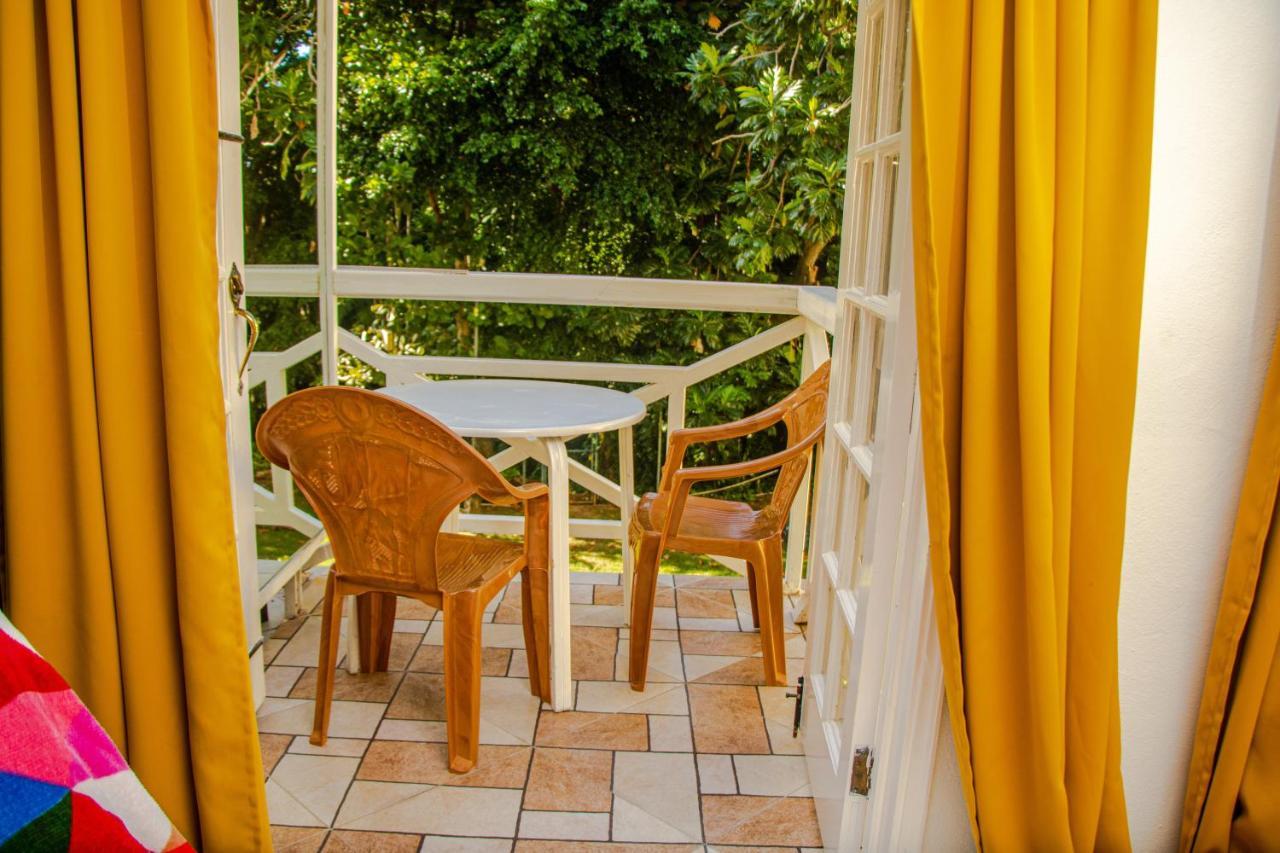 E 20 Mystic Ridge Ocho Rios Apartment Екстериор снимка