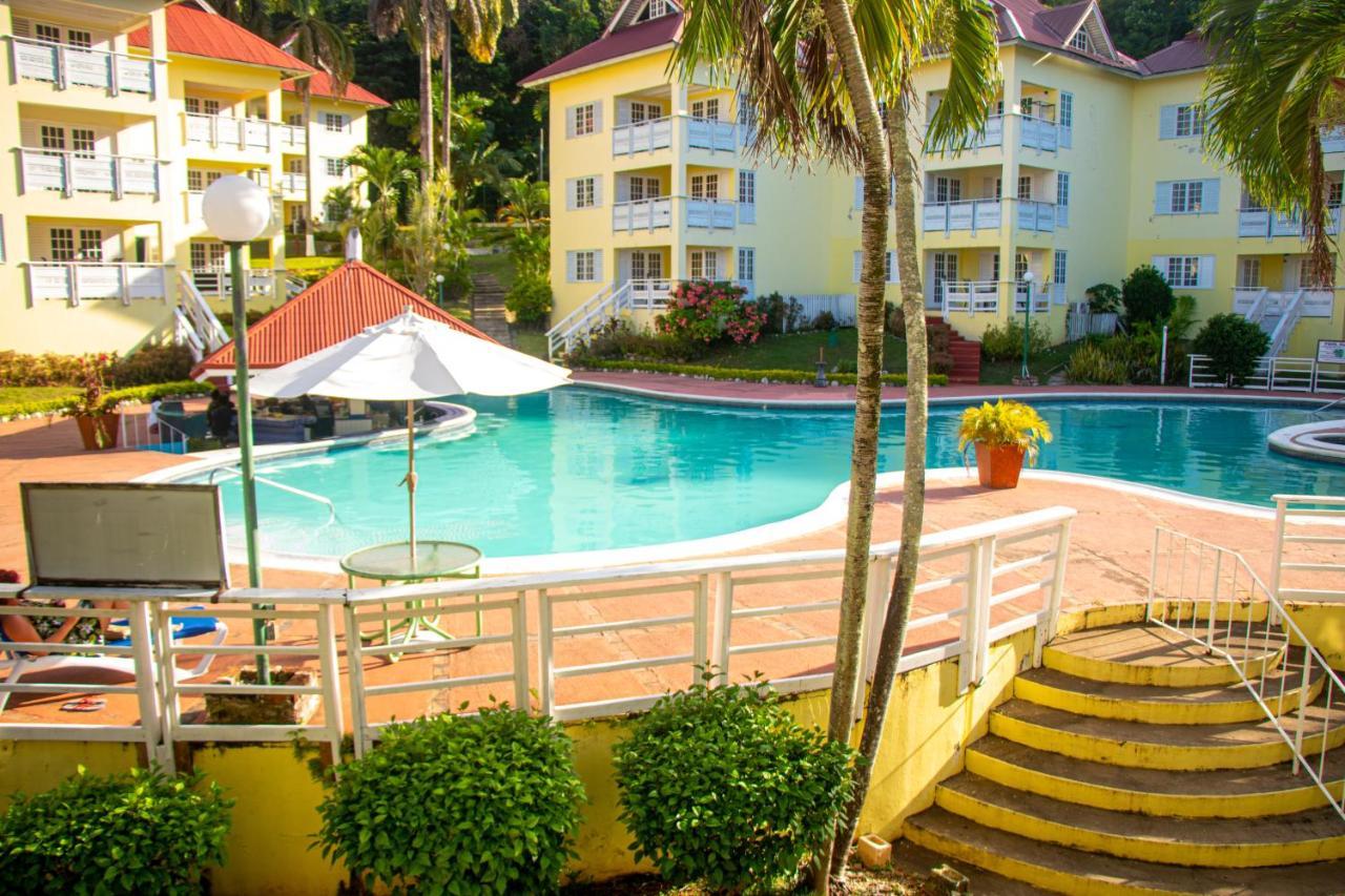 E 20 Mystic Ridge Ocho Rios Apartment Екстериор снимка